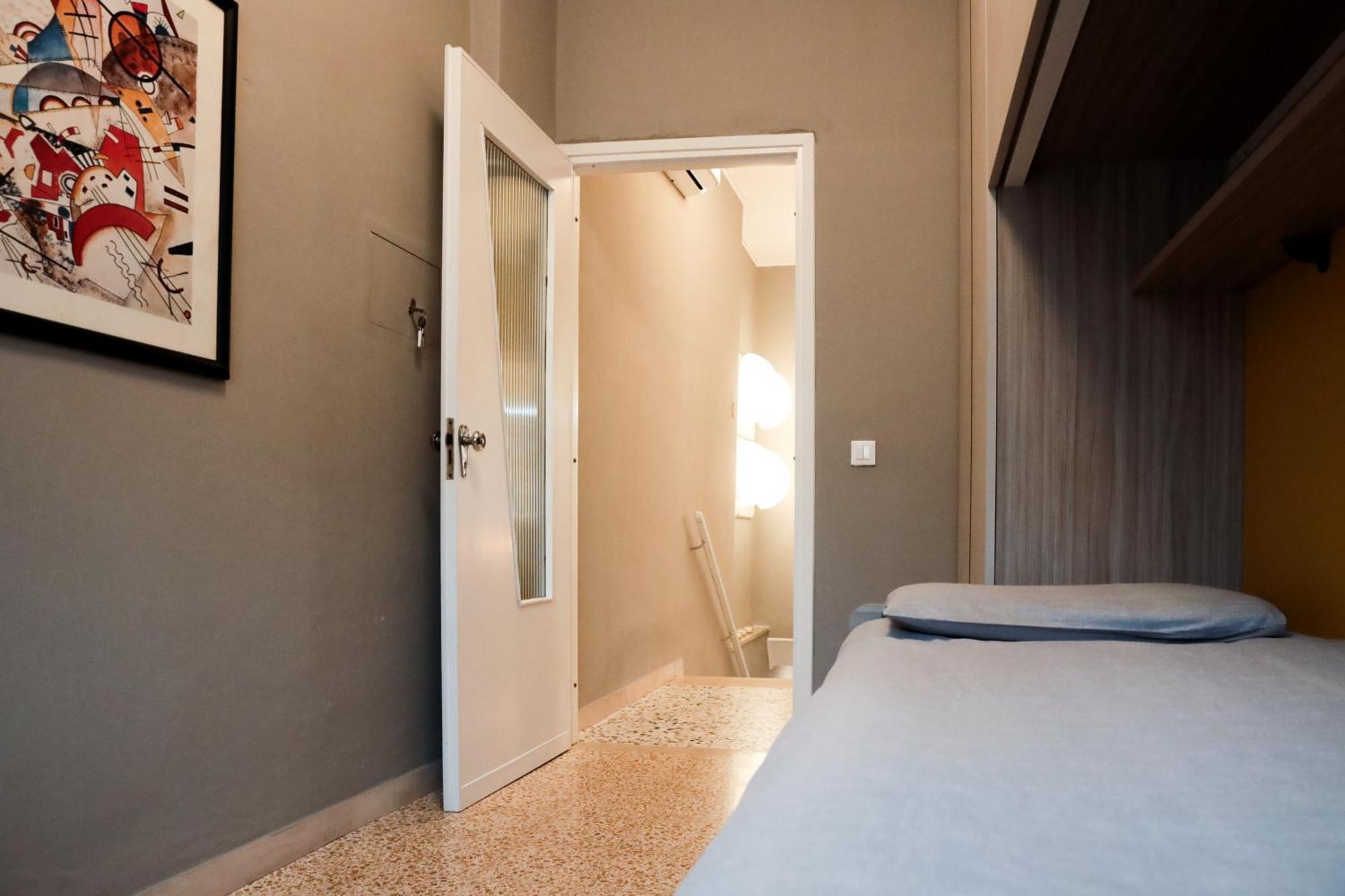 Ponte Vecchio, Elegante Appartamento A Due Passi Dal Centro Bassano del Grappa Exterior foto